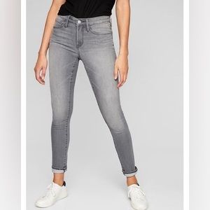 Athleta Sculptek Gray Denim Skinny Jean Stretchy
